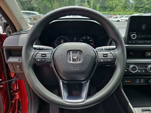Used 2023 Honda CR-V EX image 19