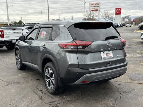 Certified 2023 Nissan Rogue SV image 6
