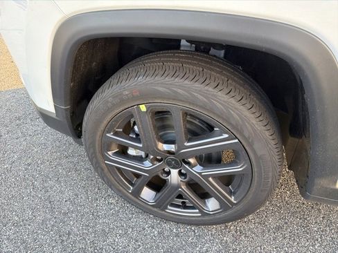 New 2026 Jeep Compass Limited image 6