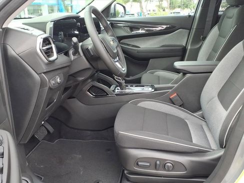 New 2026 Chevrolet TrailBlazer LT w/ Convenience Package FWD image 16