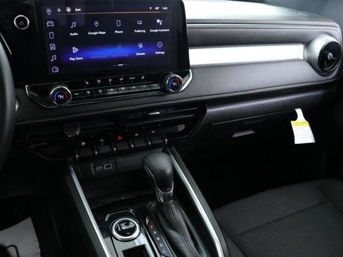 Used 2023 Chevrolet Colorado LT w/ LT Convenience Package II image 19