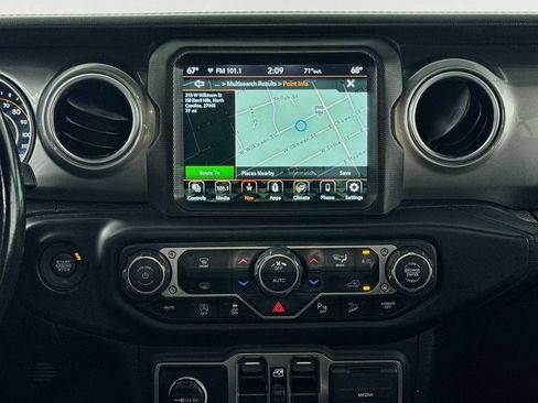 Used 2021 Jeep Wrangler Unlimited Sahara AWD/4WD image 13