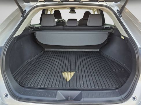 Certified 2024 Toyota Venza LE AWD/4WD image 23