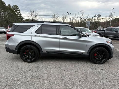 Used 2020 Ford Explorer ST w/ ST Street Pack image 3