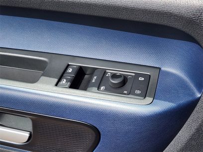 New 2025 Volkswagen ID. Buzz Pro S