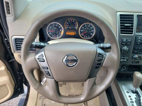 Used 2015 Nissan Armada SV AWD/4WD image 29