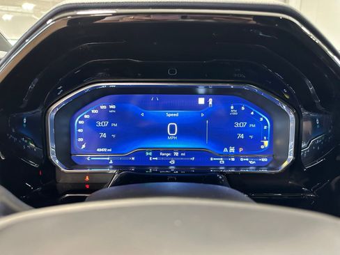 Used 2022 Chevrolet Silverado 1500 High Country w/ LPO, Dark Essentials Package AWD/4WD image 18