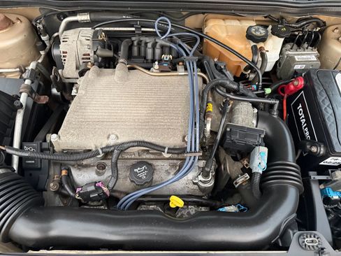 Used 2005 Chevrolet Malibu LT w/ Preferred Equipment Group image 26