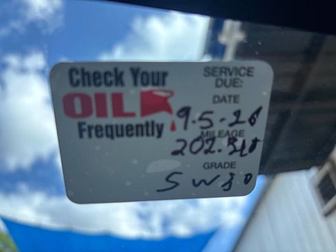Used 2011 Toyota Matrix FWD image 16