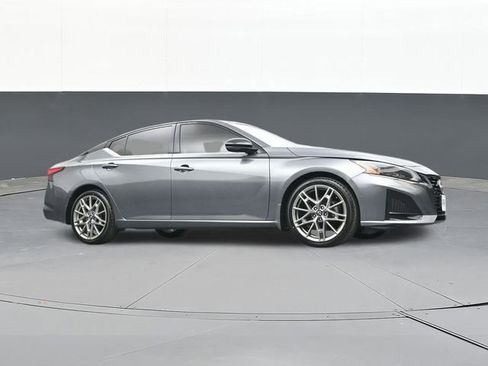 Used 2023 Nissan Altima 2.0 SR image 51