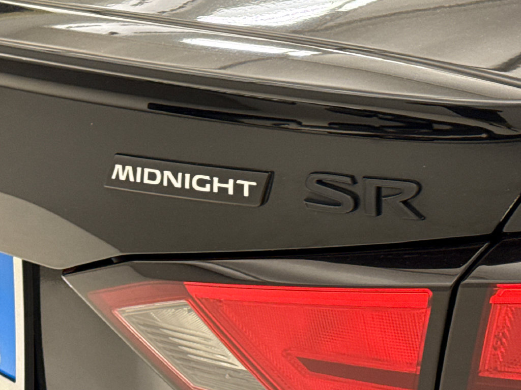 Used 2022 Nissan Altima 2.5 SR w/ Midnight Edition Package FWD image 10