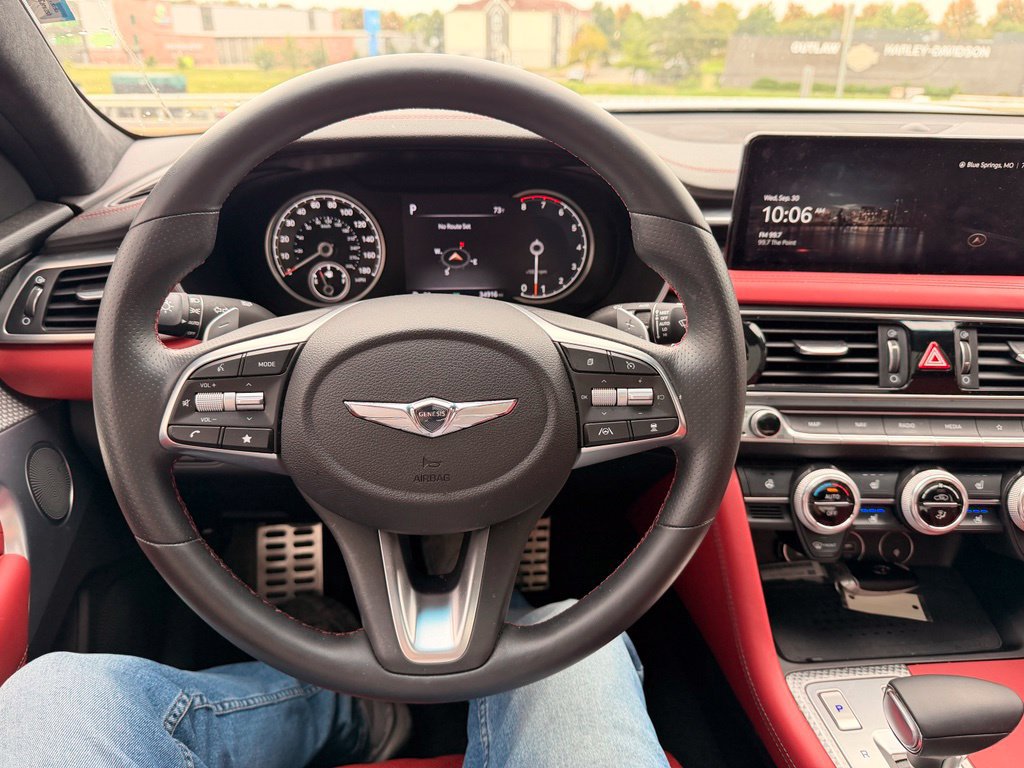 Used 2023 Genesis G70 3.3T w/ Sport Prestige Package RWD image 17