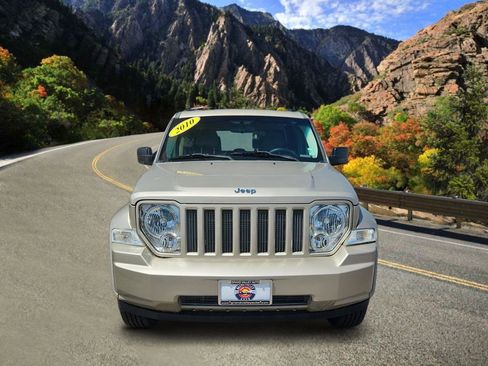 Used 2010 Jeep Liberty Sport w/ Popular Equipment Group AWD/4WD image 6
