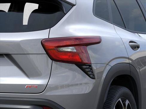 New 2026 Chevrolet Trax RS FWD image 11