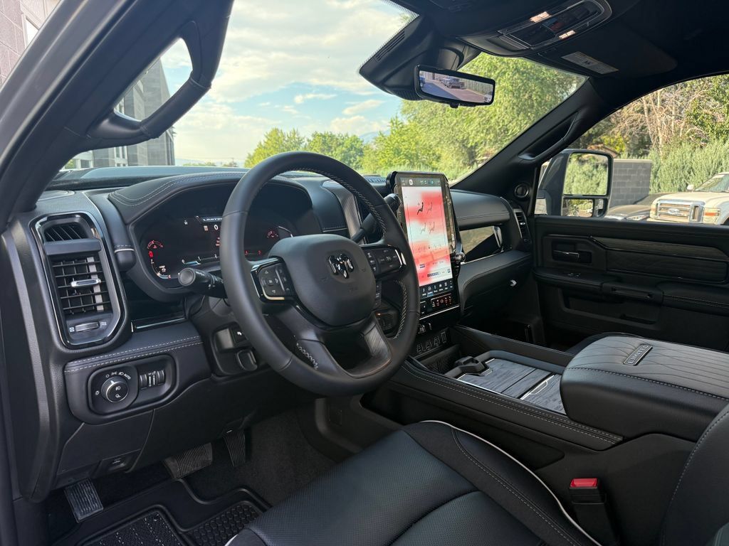 Used 2026 RAM 3500 Limited AWD/4WD image 22