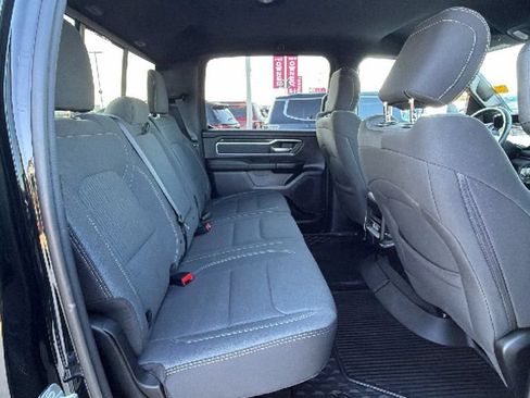 Used 2022 RAM 1500 Big Horn AWD/4WD image 29