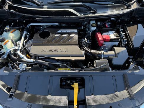 Used 2023 Nissan Rogue SV FWD image 15