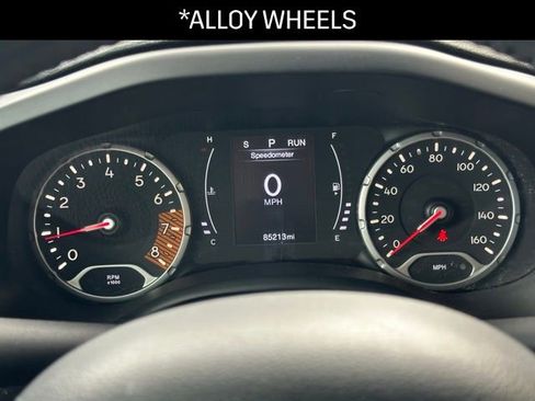 Used 2020 Jeep Renegade Altitude image 8