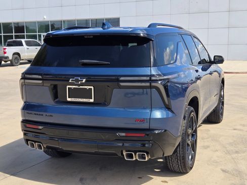 Certified 2026 Chevrolet Traverse RS w/ LPO, Floor Liner Package AWD/4WD image 7