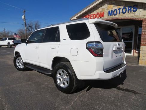 Used 2015 Toyota 4Runner SR5 Premium image 7