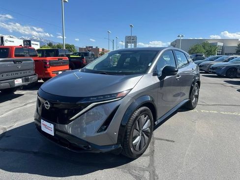 Used 2024 Nissan Ariya AWD image 5