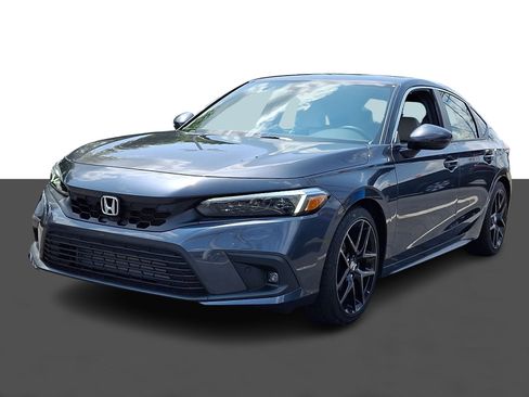 Certified 2023 Honda Civic Sport Touring image 3