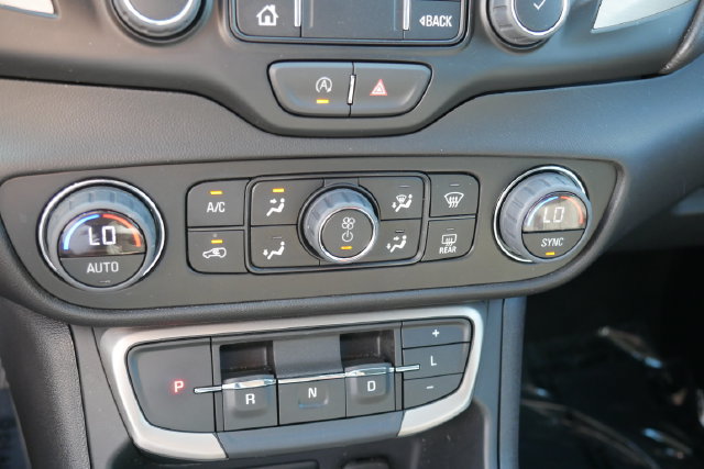 Used 2024 GMC Terrain Denali AWD/4WD image 23