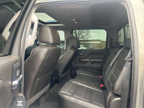 Used 2018 GMC Sierra 2500 Denali w/ Duramax Plus Package image 18
