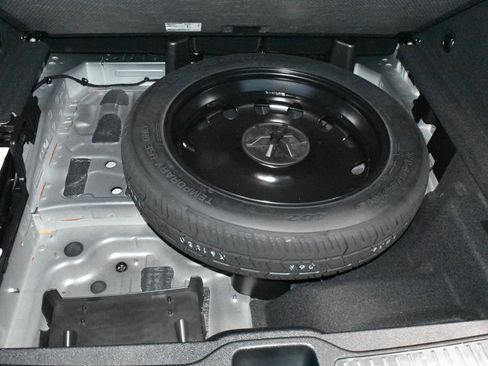 Used 2022 Mercedes-Benz GLC 300 4MATIC image 31