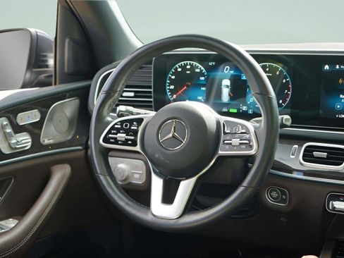 Used 2022 Mercedes-Benz GLS 450 4MATIC image 59