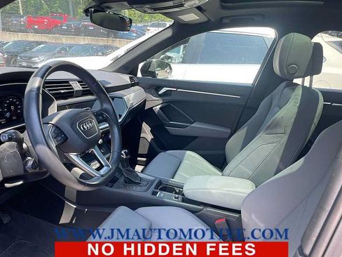 Used 2023 Audi Q3 2.0T Premium AWD/4WD image 2