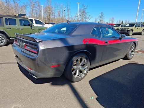 Used 2015 Dodge Challenger R/T Plus image 4