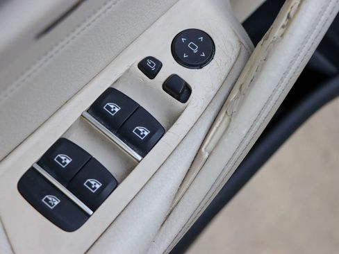 Used 2017 BMW 540i xDrive image 14