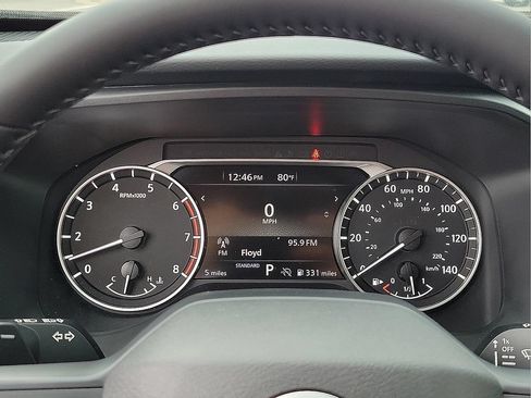 Used 2025 Nissan Rogue SV w/ SV Premium Package FWD image 18