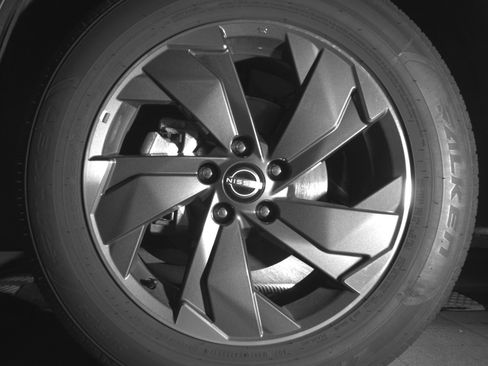 Used 2025 Nissan Rogue SV FWD image 12