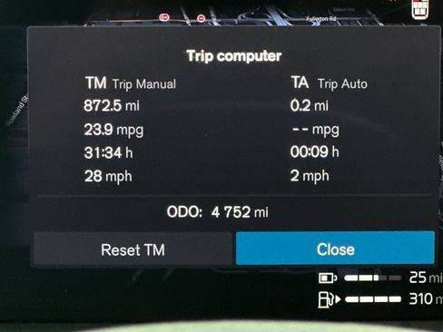 Certified 2025 Volvo XC90 T8 Ultra w/ Protection Package Premier image 31