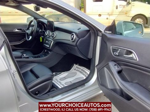 Used 2019 Mercedes-Benz CLA 250 4MATIC image 16