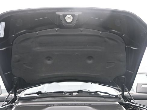 Used 2025 RAM 2500 Big Horn AWD/4WD image 38
