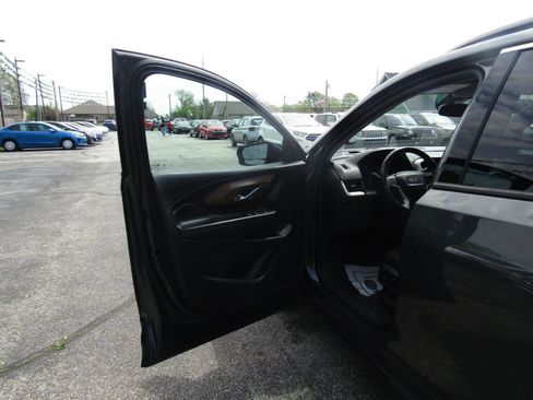 Used 2020 GMC Terrain SLE w/ Driver Convenience Package FWD image 10