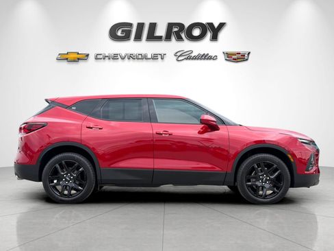 Used 2021 Chevrolet Blazer LT w/ LPO, Black Accent Package FWD image 2