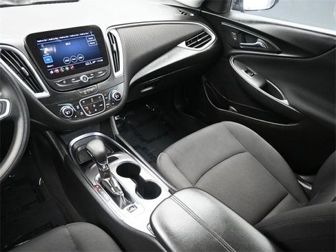 Used 2023 Chevrolet Malibu LT image 10