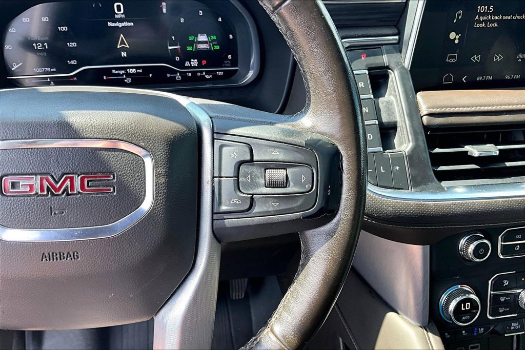 Used 2022 GMC Yukon XL SLT w/ SLT Premium Package AWD/4WD image 19