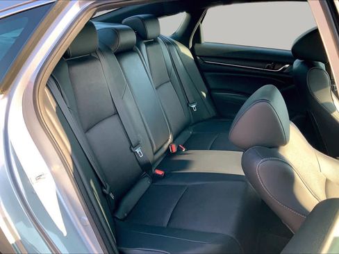 Used 2021 Honda Accord Sport image 19
