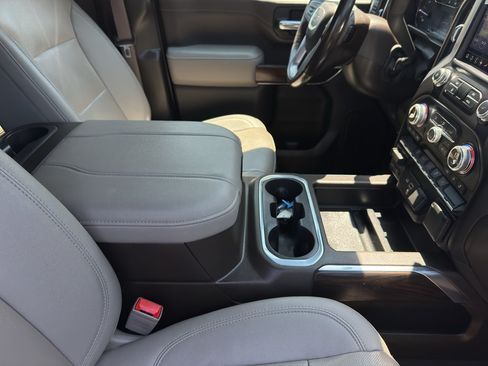 Used 2023 GMC Sierra 2500 SLT w/ SLT Convenience Package AWD/4WD image 12