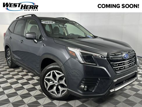 Used 2024 Subaru Forester Premium AWD/4WD image 1