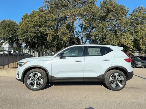 New 2026 Volvo XC40 B5 Plus w/ Protection Package Premier image 2