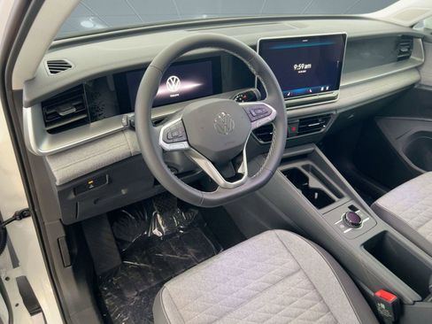 New 2026 Volkswagen Tiguan S image 4