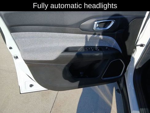 New 2025 Jeep Compass Latitude w/ Convenience Group image 23