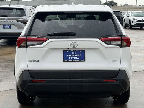 Used 2025 Toyota RAV4 LE FWD image 8