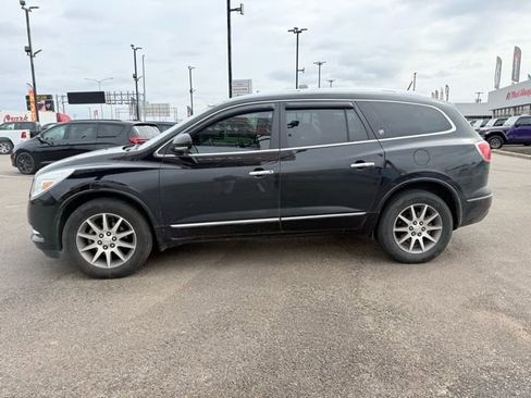 Used 2017 Buick Enclave Leather image 2